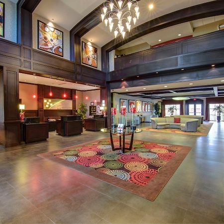 Holiday Inn Arlington Northeast By Ihg Екстериор снимка
