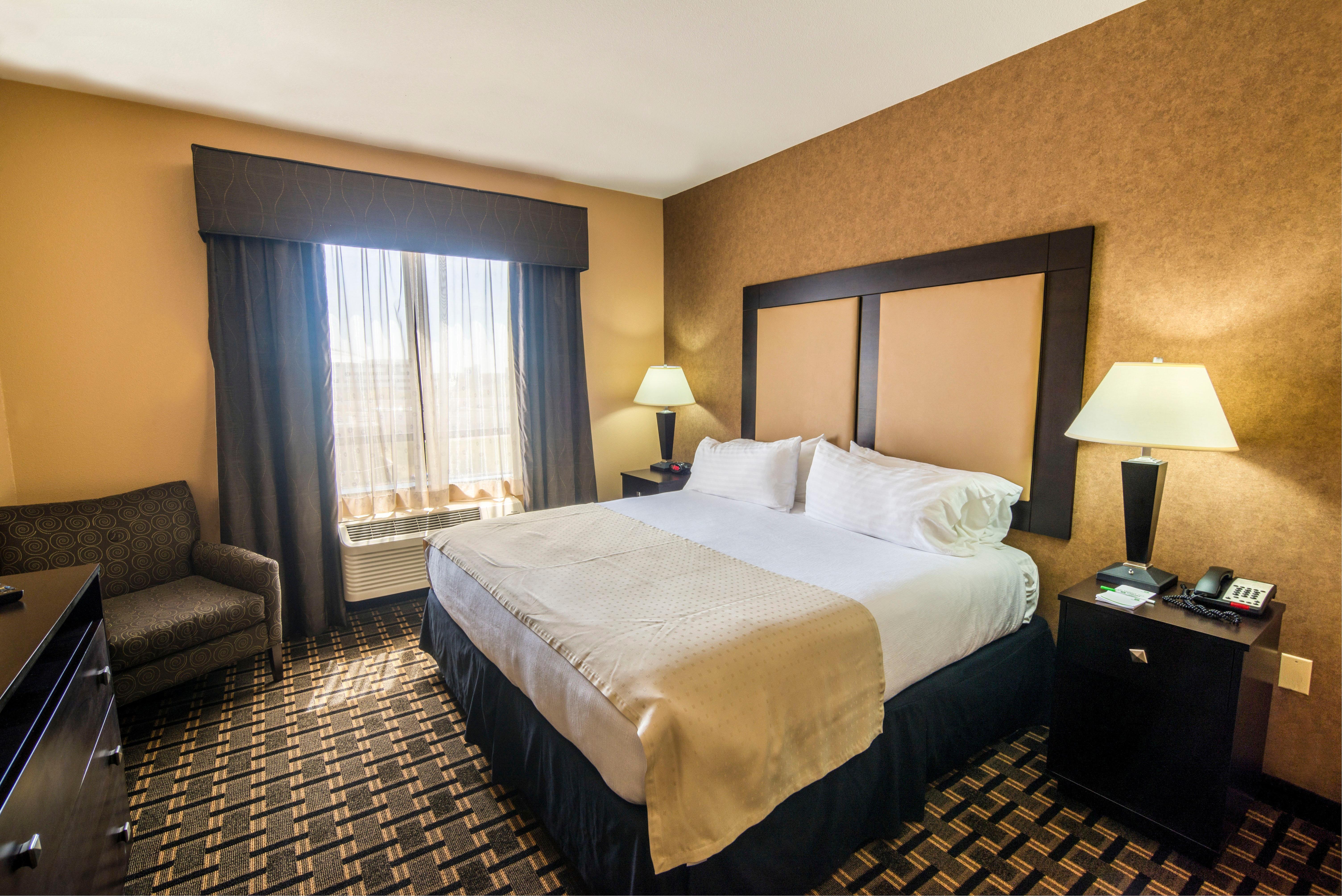 Holiday Inn Arlington Northeast By Ihg Екстериор снимка
