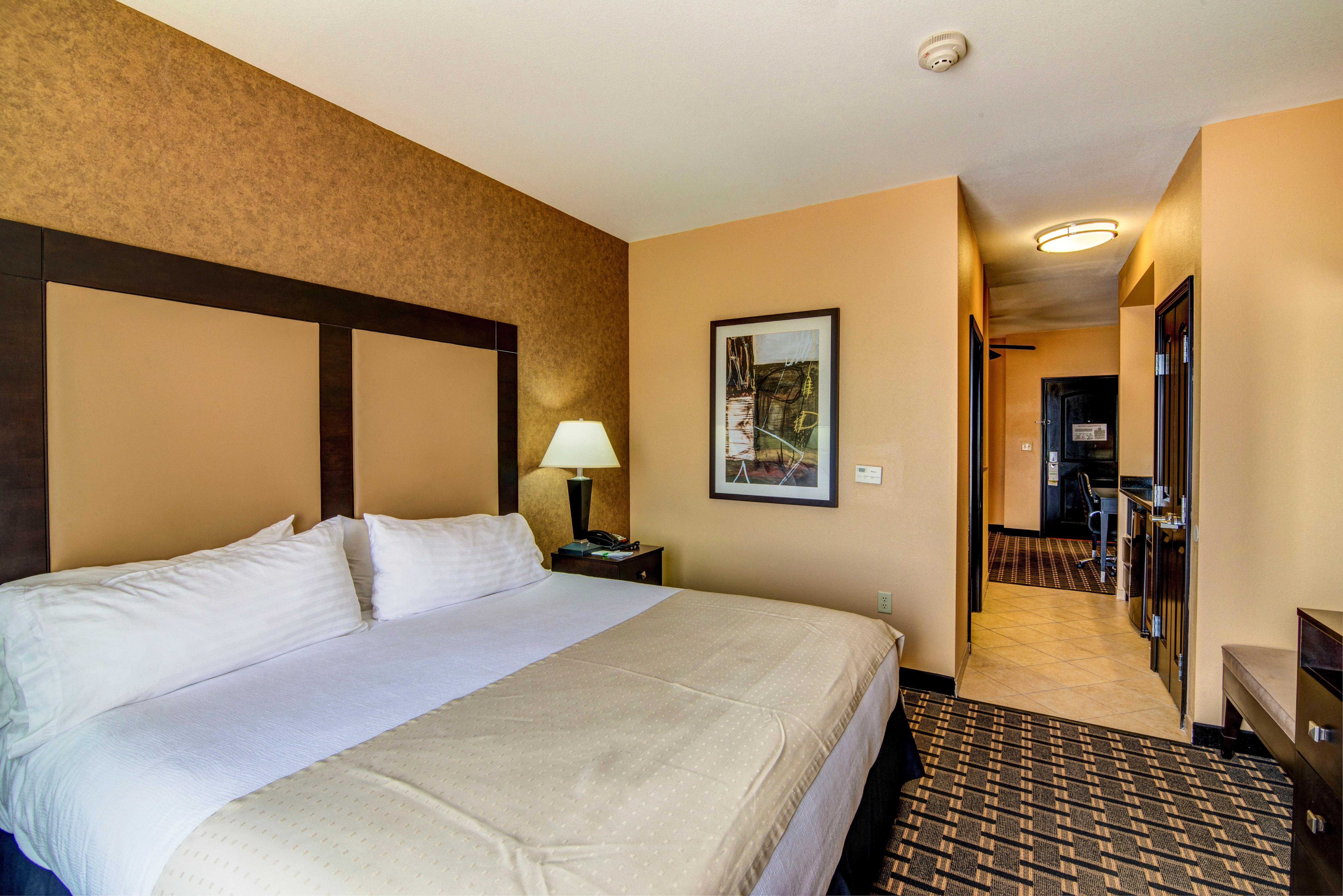 Holiday Inn Arlington Northeast By Ihg Екстериор снимка