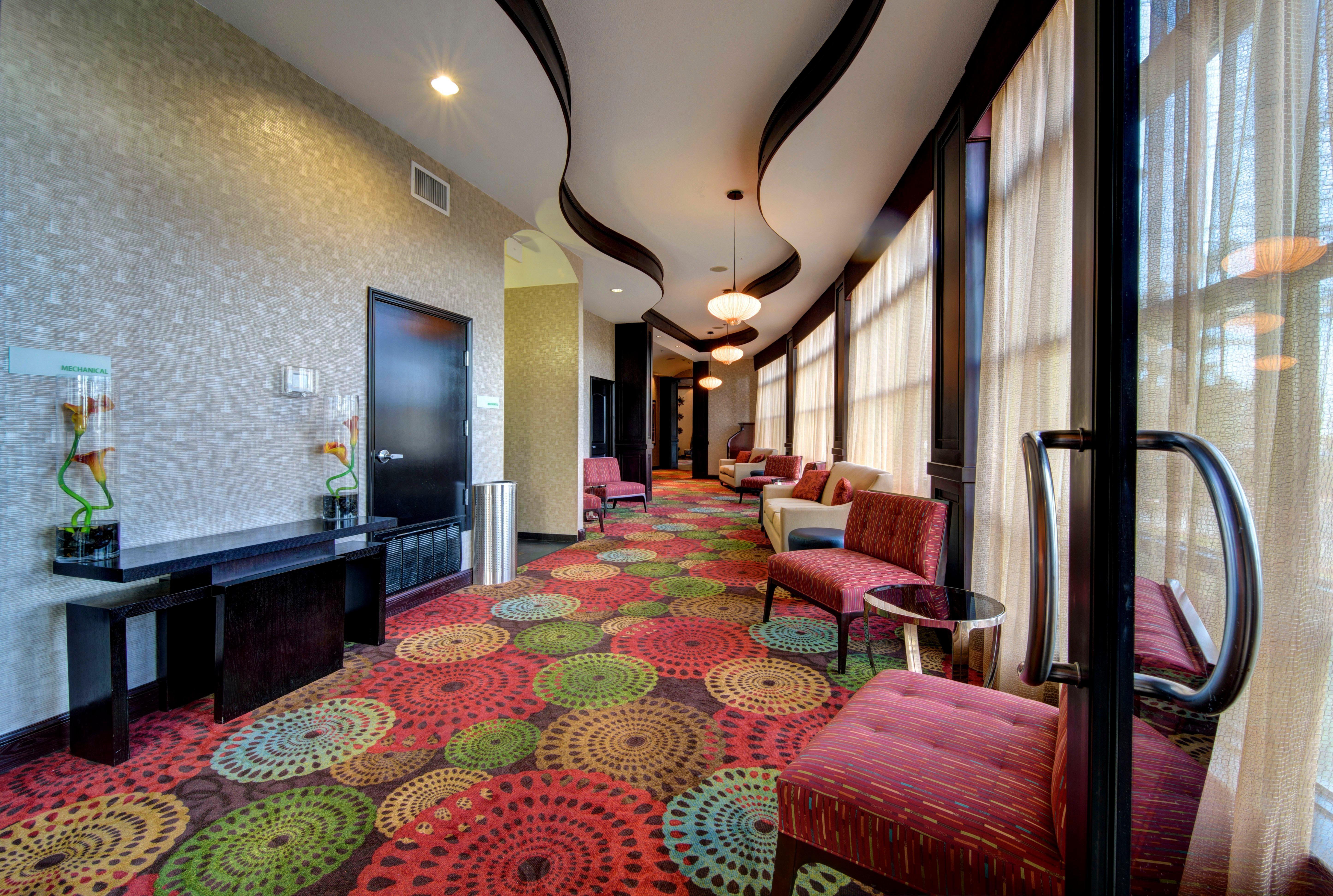 Holiday Inn Arlington Northeast By Ihg Екстериор снимка